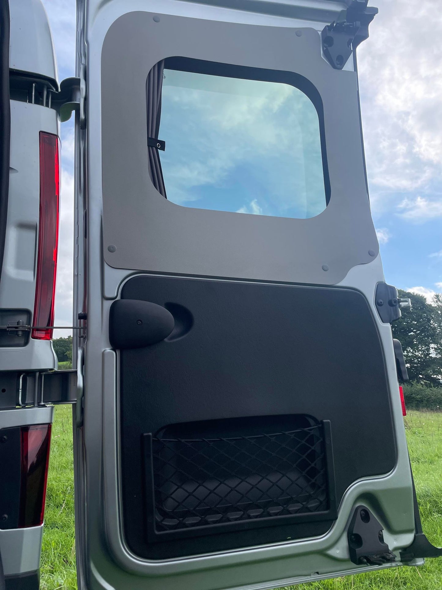 Genuine X82 Renault Trafic - Vauxhall Vivaro - Nissan NV300 - Fiat Talento window and non sliding door Trims 2014+ - cccampers.myshopify.com